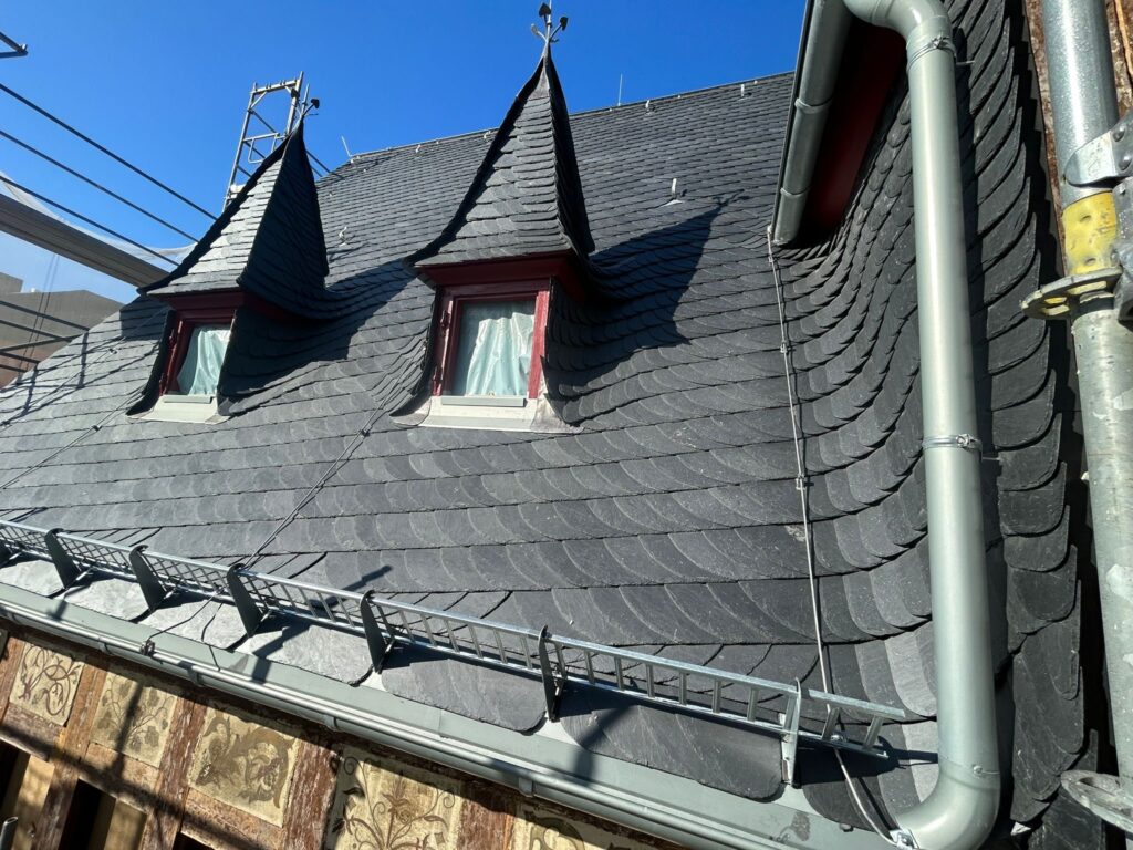 ea532ebf 383f 4e45 95d9 e686eb312076